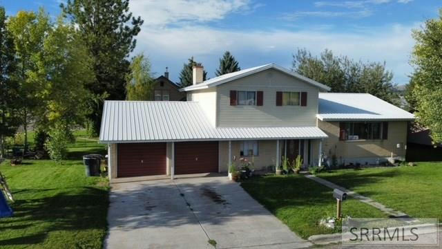 301 ASHLAND DR, SODA SPRINGS, ID 83276, photo 3 of 52