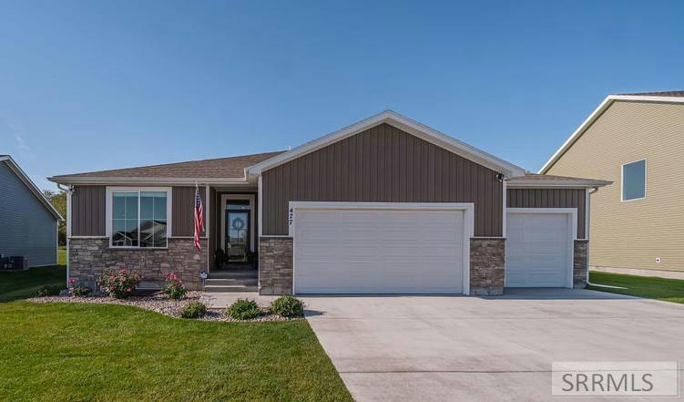 477 N CURLEW DR, AMMON, ID 83401, photo 1 of 60