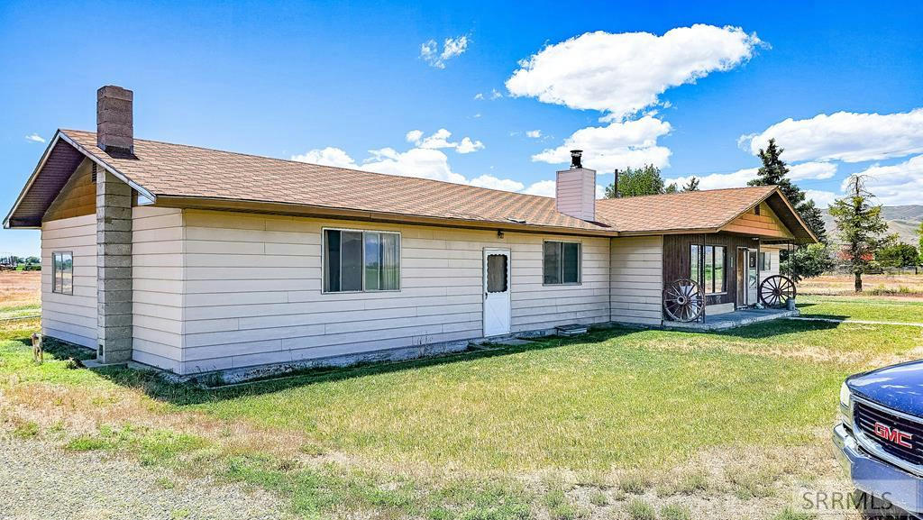 3231 W 3300 N, MOORE, ID 83255, photo 1 of 36