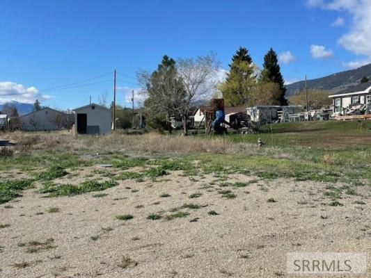 1002 CLEVELAND AVE, SALMON, ID 83467, photo 3 of 6
